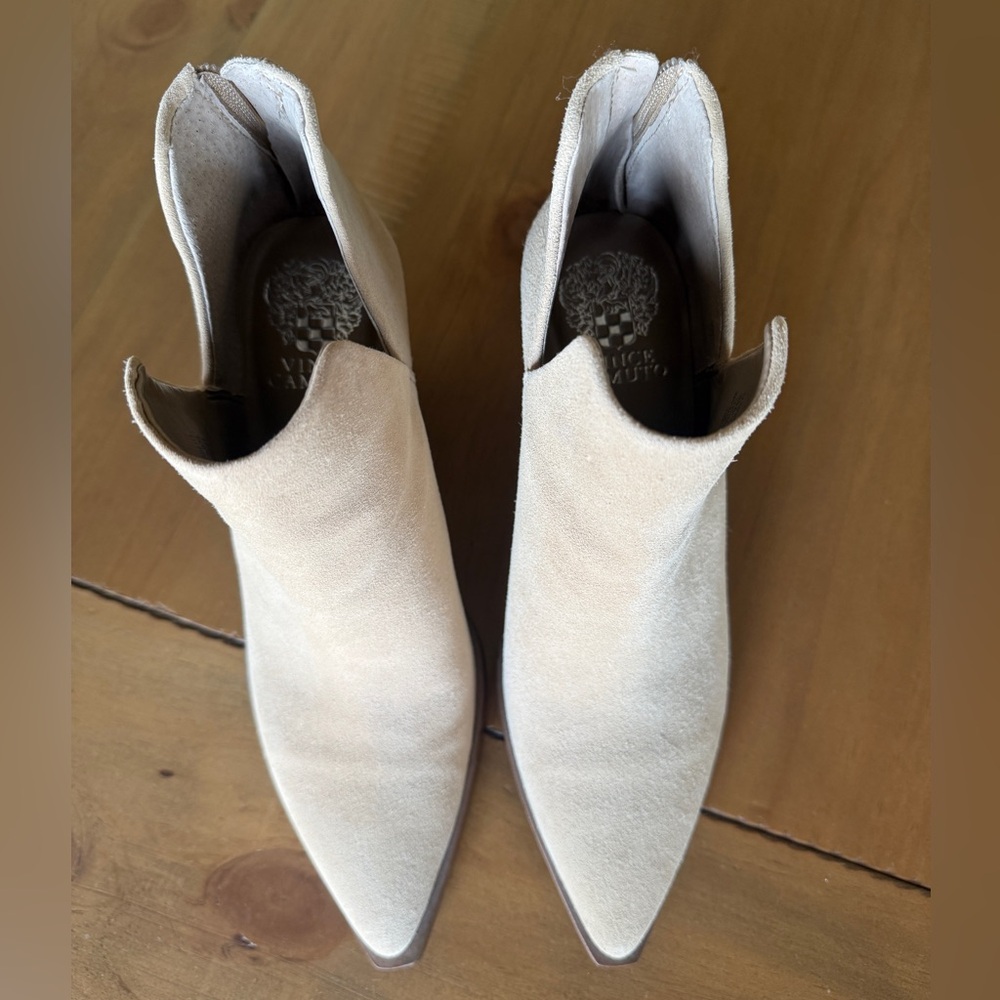 Vince Camuto Gigietta Bootie - Picture 4 of 5